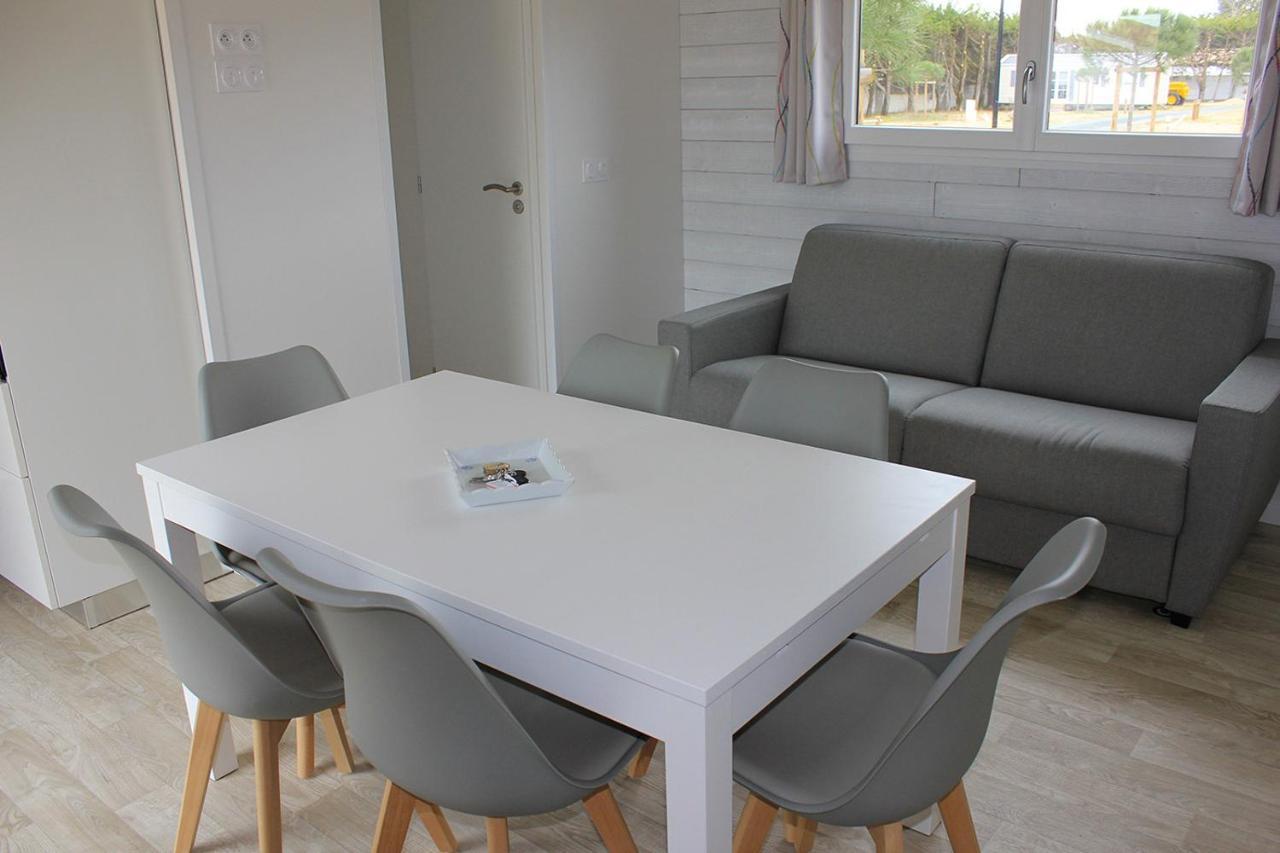 Un cottage version moderne, dans un domaine avec piscine Saint-Hilaire-de-Riez Extérieur photo